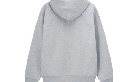 Exploring the Variety of Black Hoodies for Men: Timeless, Versatile & Always On-Trend