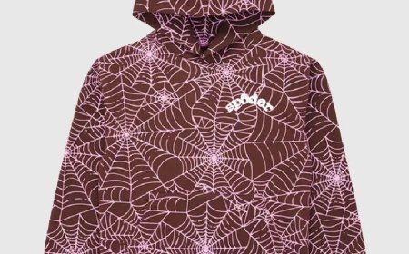 Spider Hoodie is worth your attention
