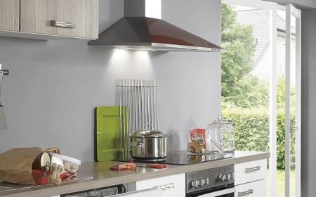 The Modern Fusion: Combining Durability and Dazzle with a Stainless Steel Glass Hood