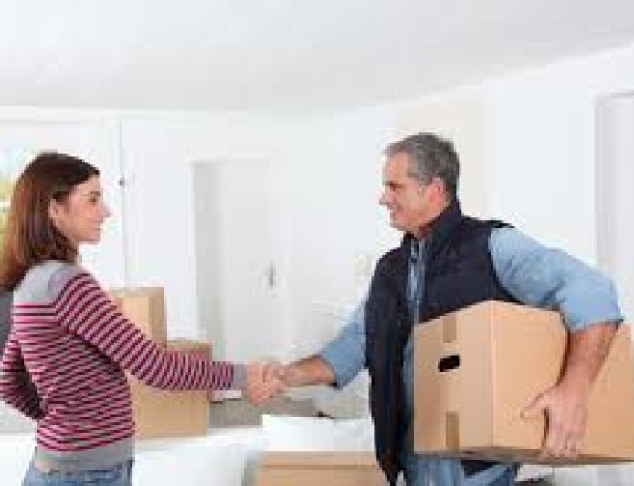 Tipping Movers Made Easy: A First-Time Mover’s Guide to Gratuity