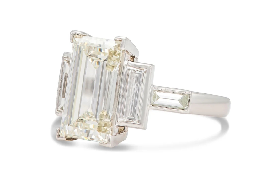 Why Are Modern Engagement Rings So Popular Among Millennials?